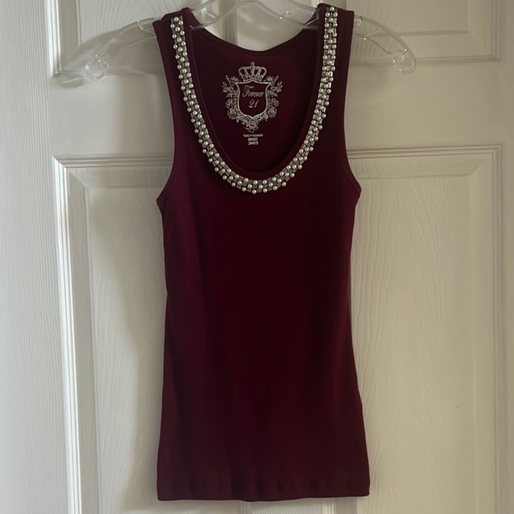 Forever 21 Burgandy Embellished Fitted Sleeveless Tank Top Size M